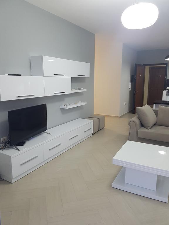 Modern Cozy Apartment Seaview Vlorë Buitenkant foto