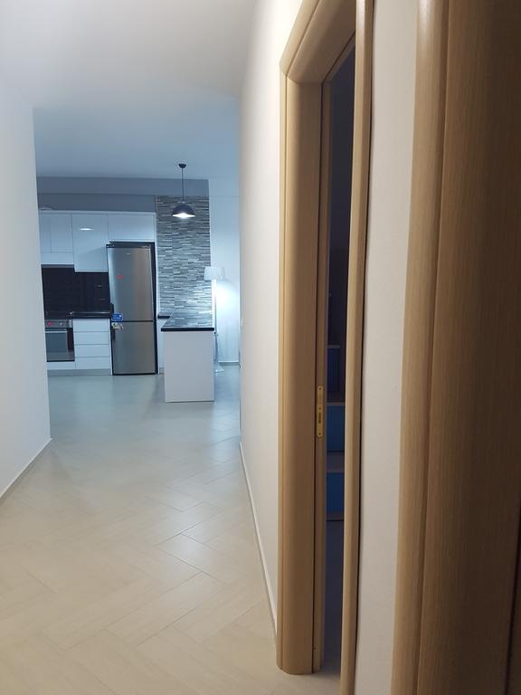 Modern Cozy Apartment Seaview Vlorë Buitenkant foto