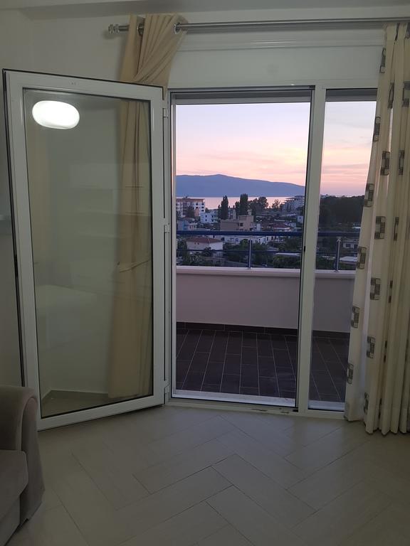 Modern Cozy Apartment Seaview Vlorë Buitenkant foto