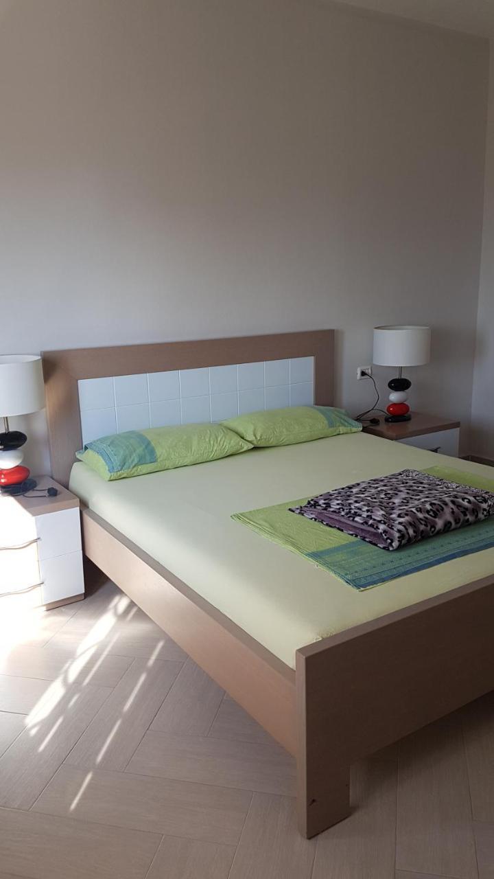 Modern Cozy Apartment Seaview Vlorë Buitenkant foto
